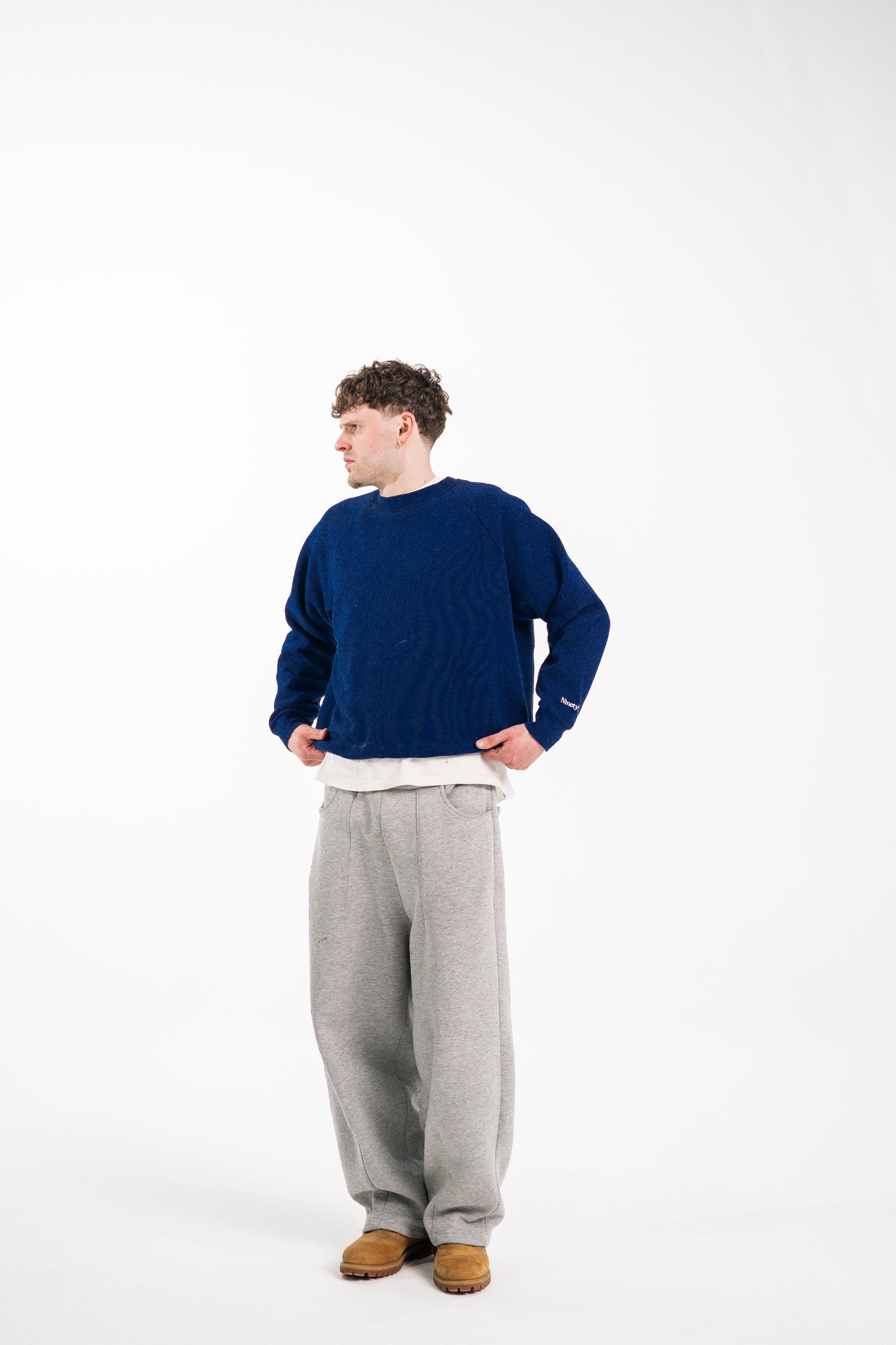 4 - Fruit of the Loom Casual Wear XL - fits like a Large