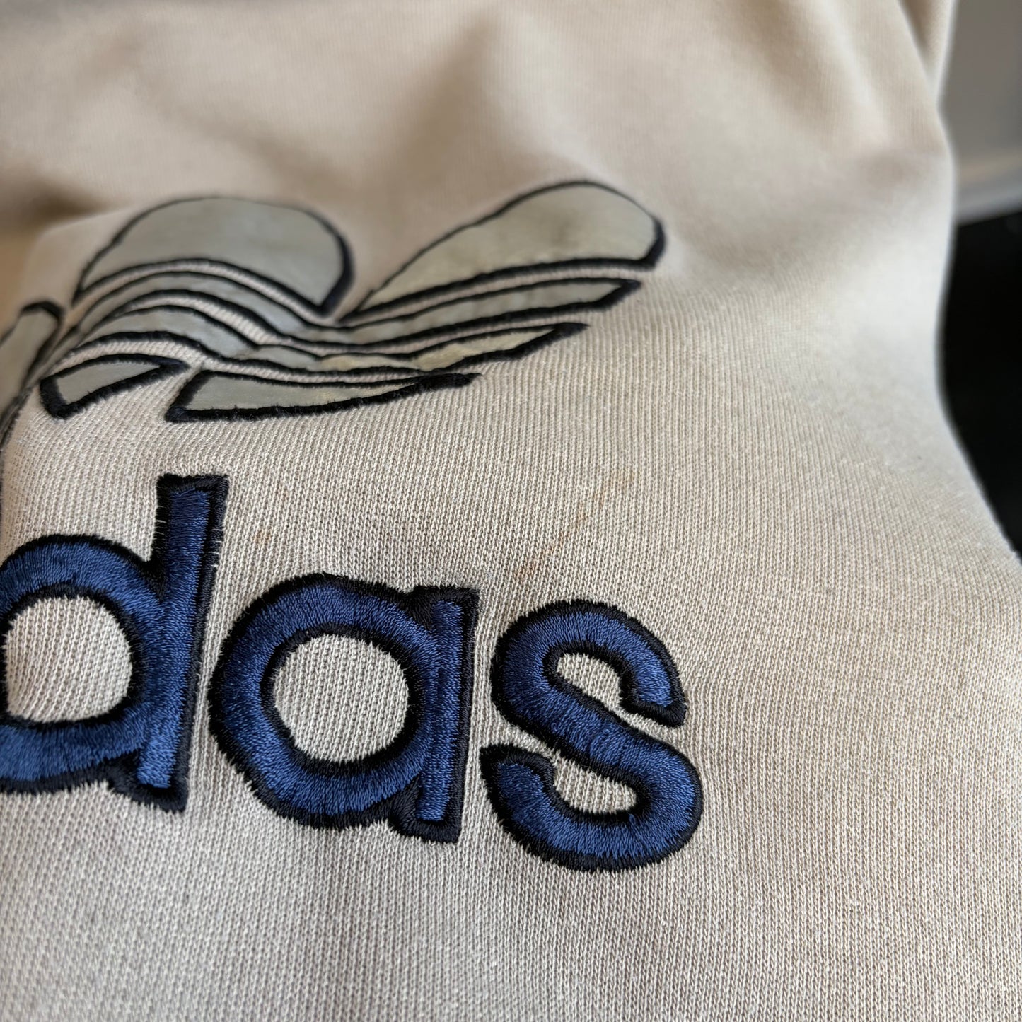 Adidas leaf 90s sweatshirt