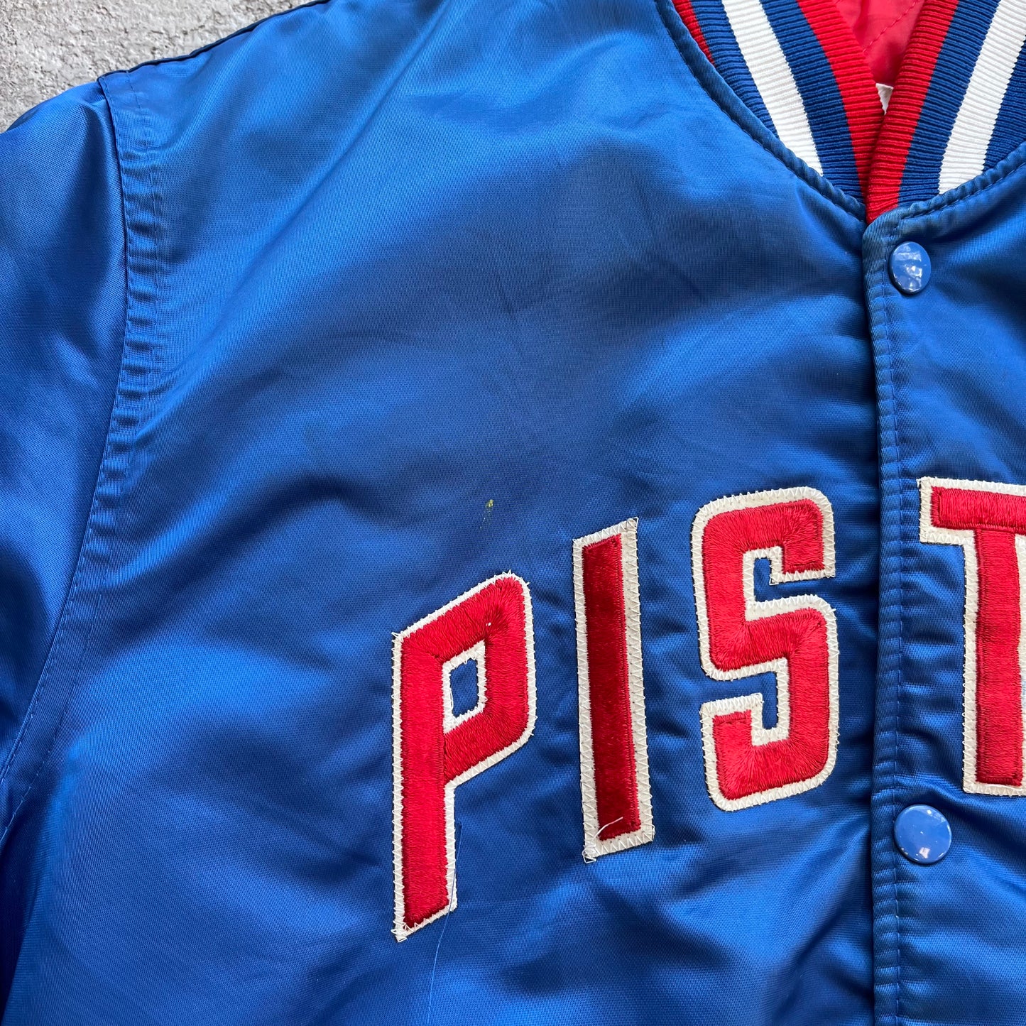 Pistons Starter Bomber