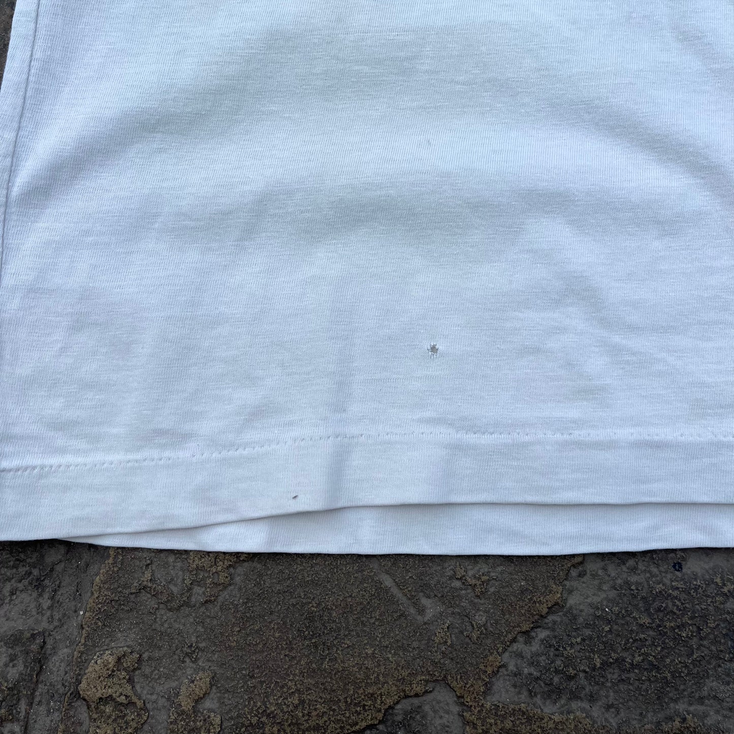 Block Basketball 90s tee