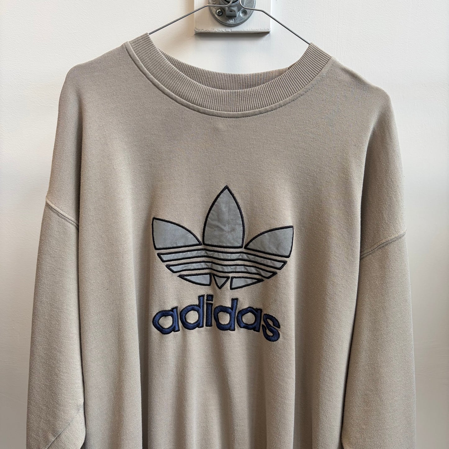 Adidas leaf 90s sweatshirt