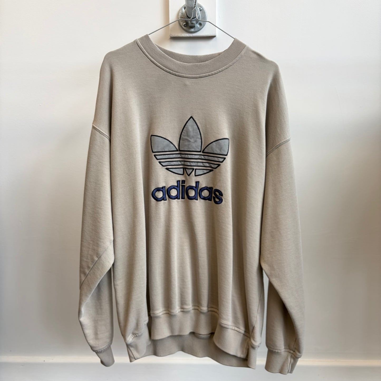Adidas leaf 90s sweatshirt