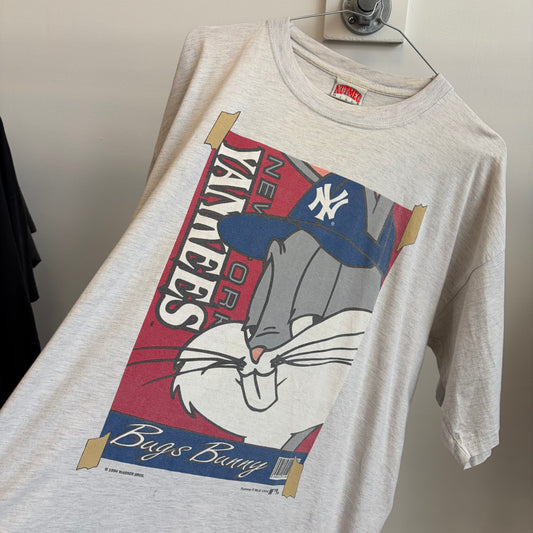 Bugs Bunny Yankees '94 tee
