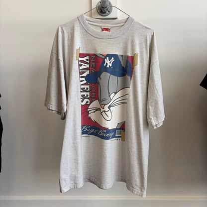 Bugs Bunny Yankees '94 tee