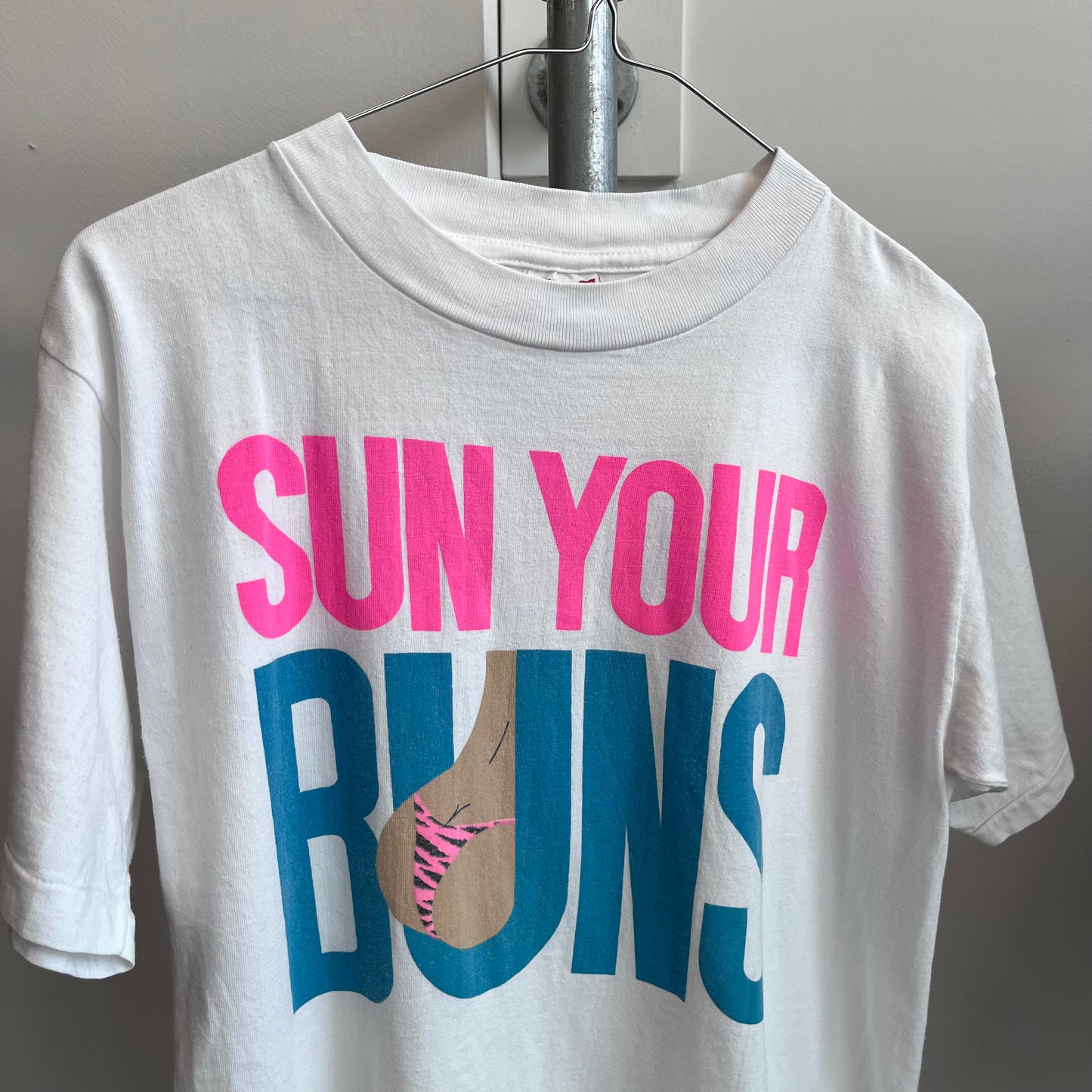 Sun your buns vintage tee