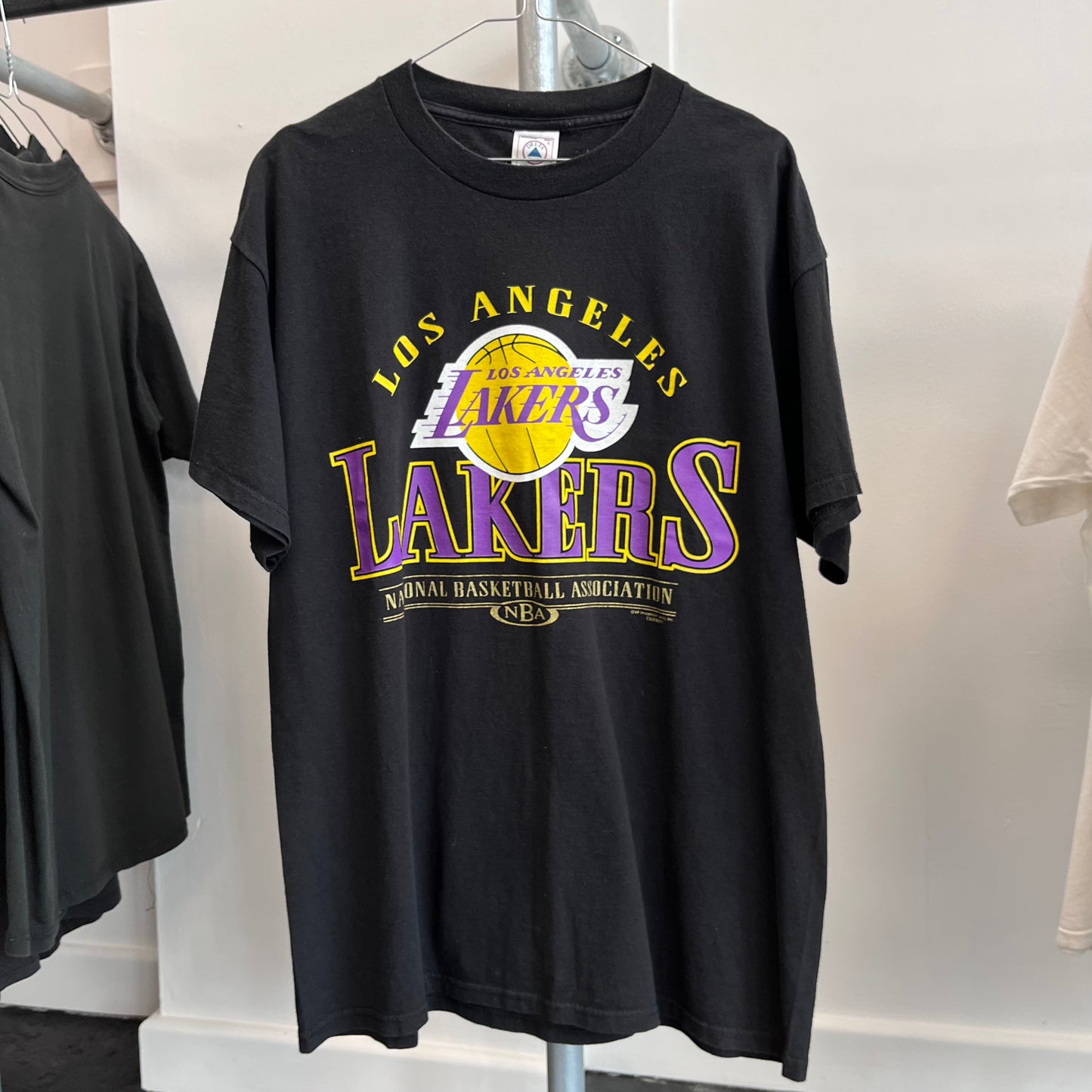 Lakers vintage tee