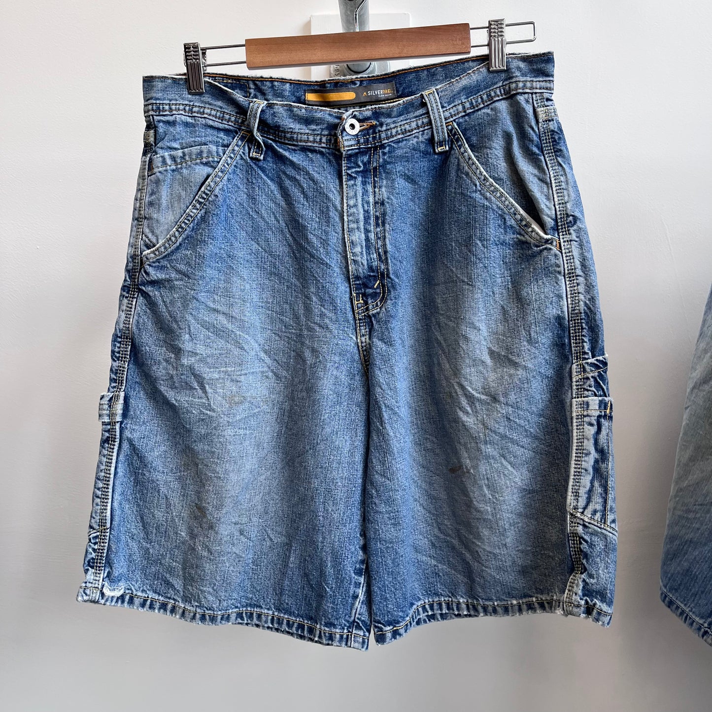 Silver Tab Jorts W33