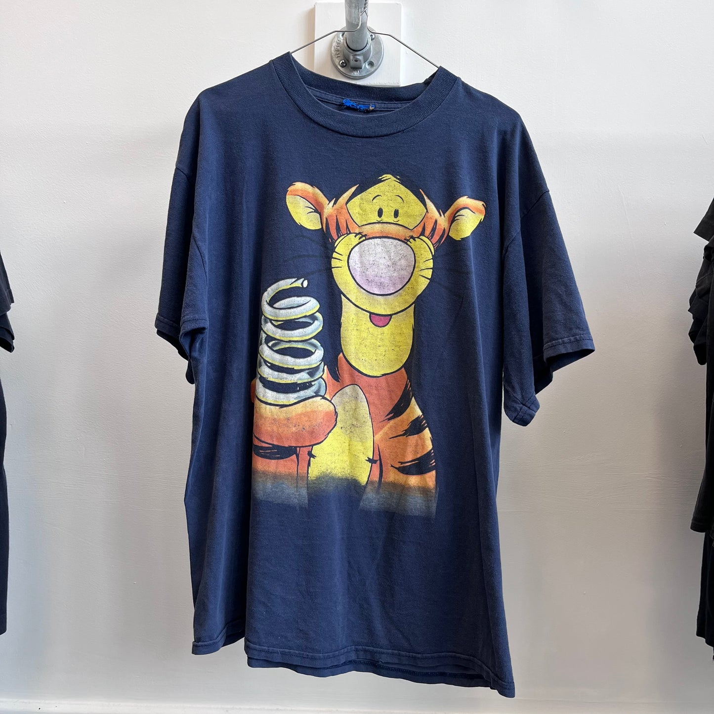 Tigger big face vintage tee