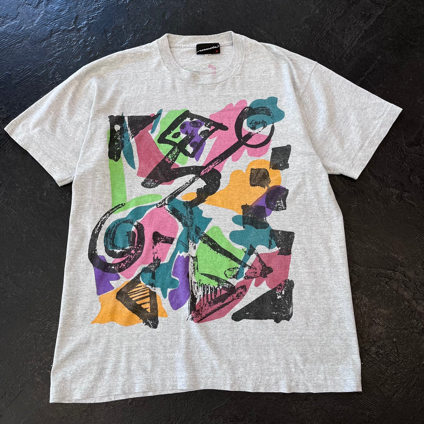 MID 90S ART T-SHIRT