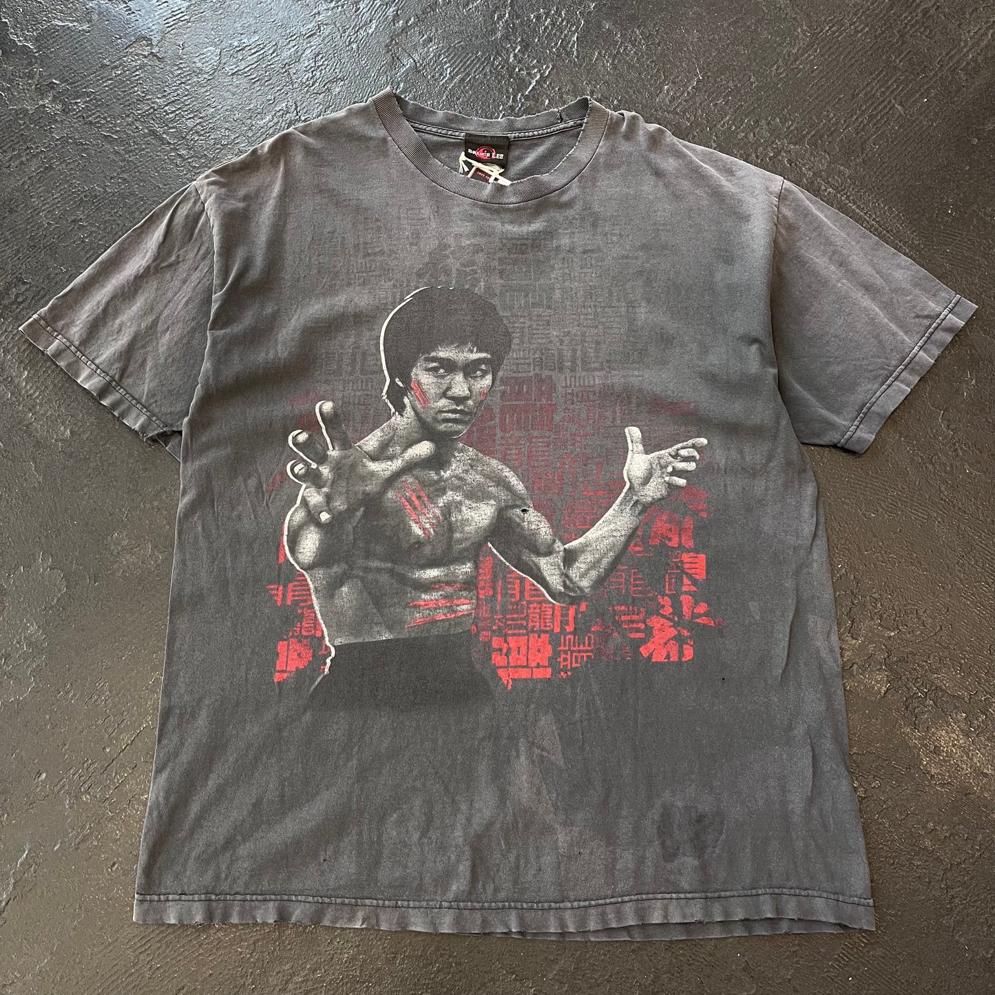 EARLY 00S BRUCE LEE THRASHED T-SHIRT