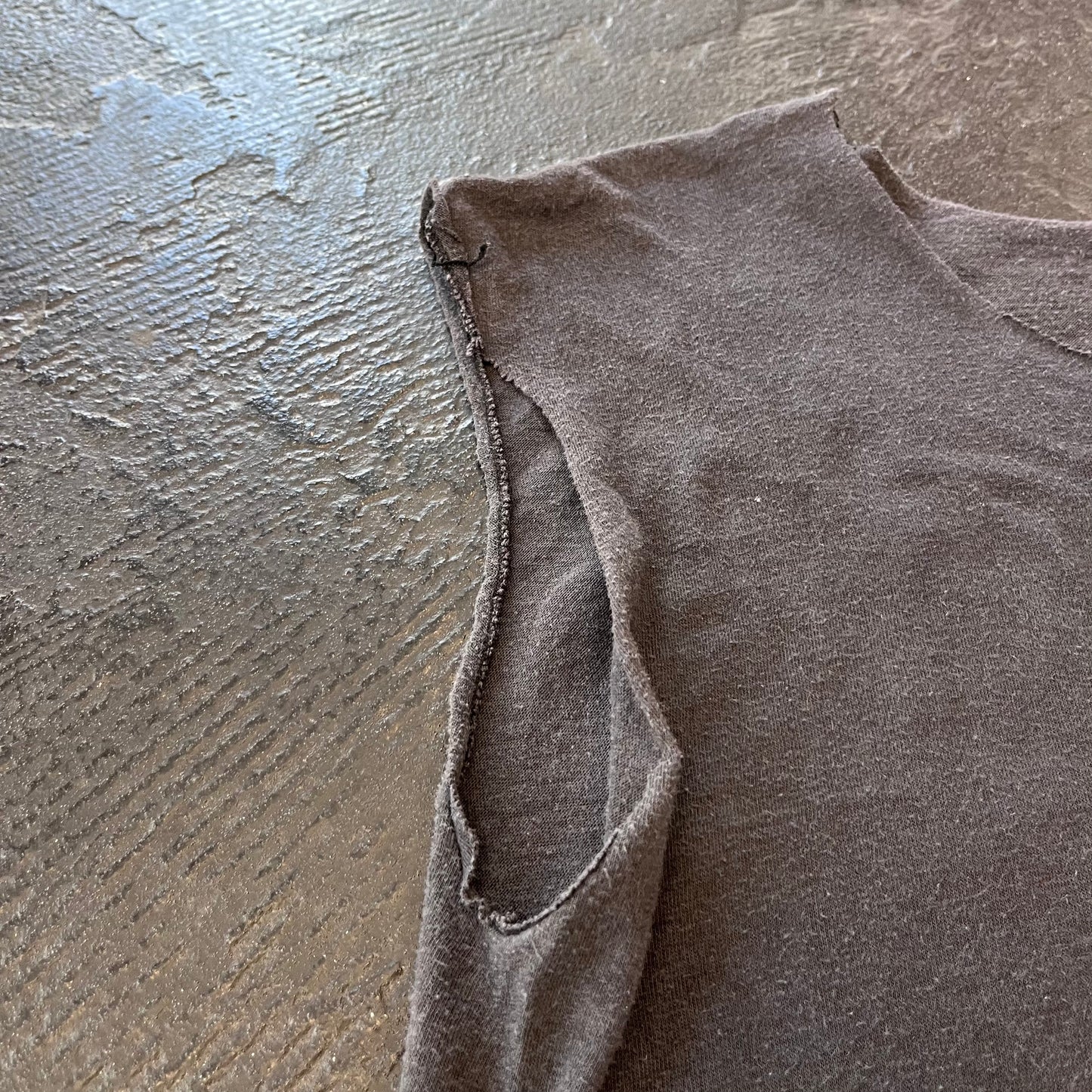 1983 BILLY IDOL CUT OFF T-SHIRT