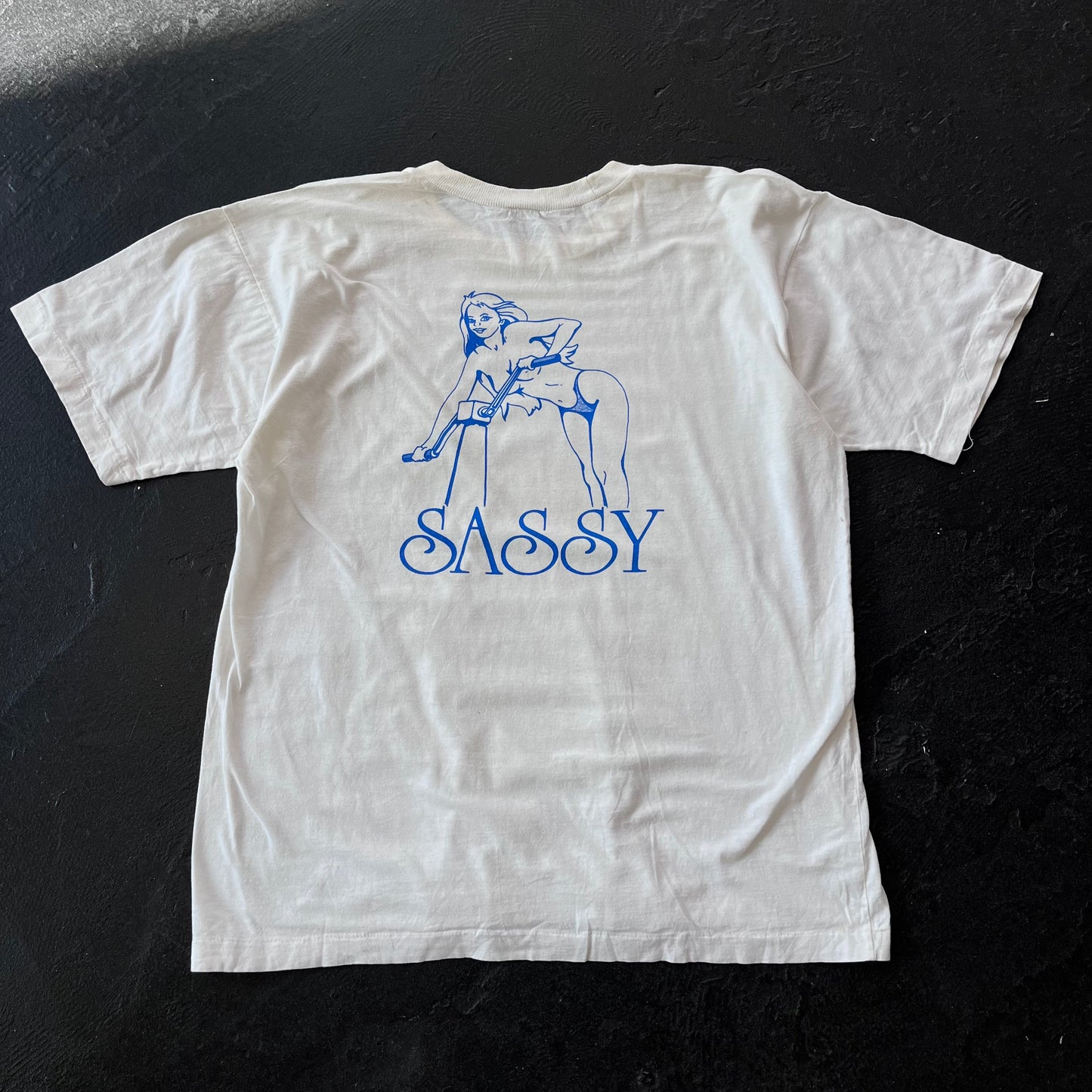 90S SHE'S SASSY T-SHIRT