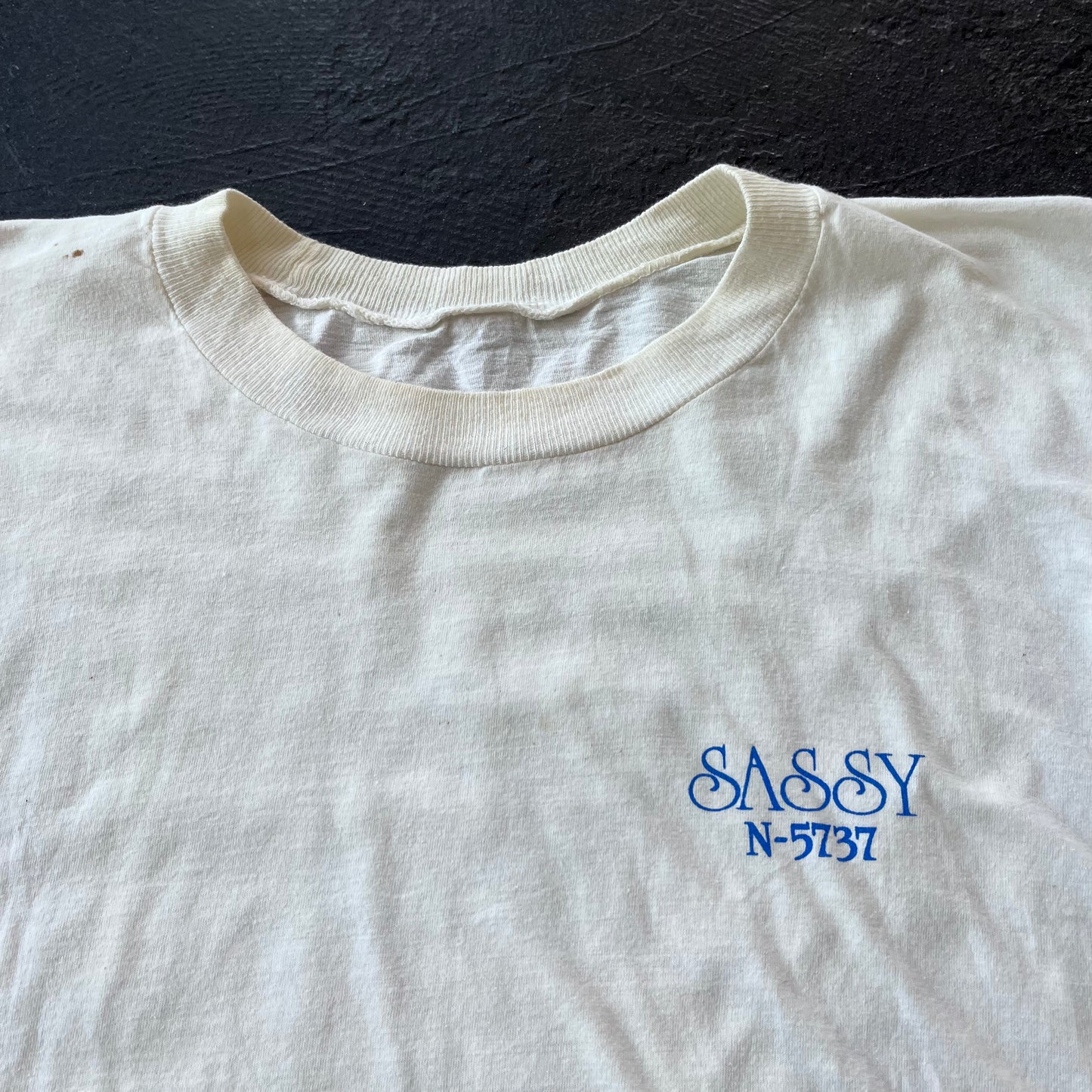 90S SHE'S SASSY T-SHIRT