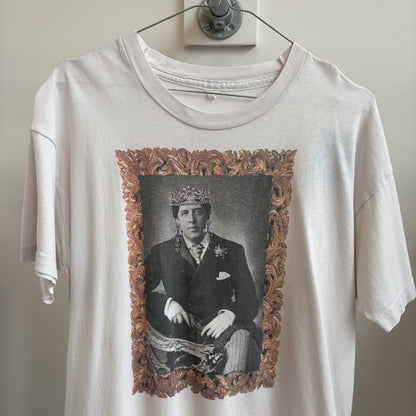 Oscar Wilde 90s tee