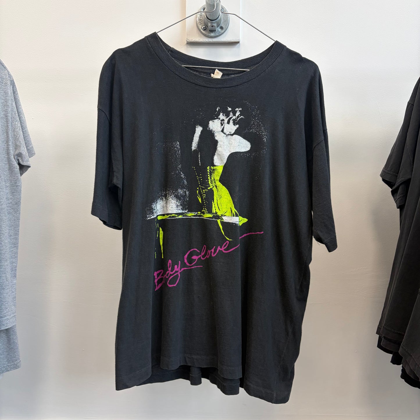 Body Glove vintage tee