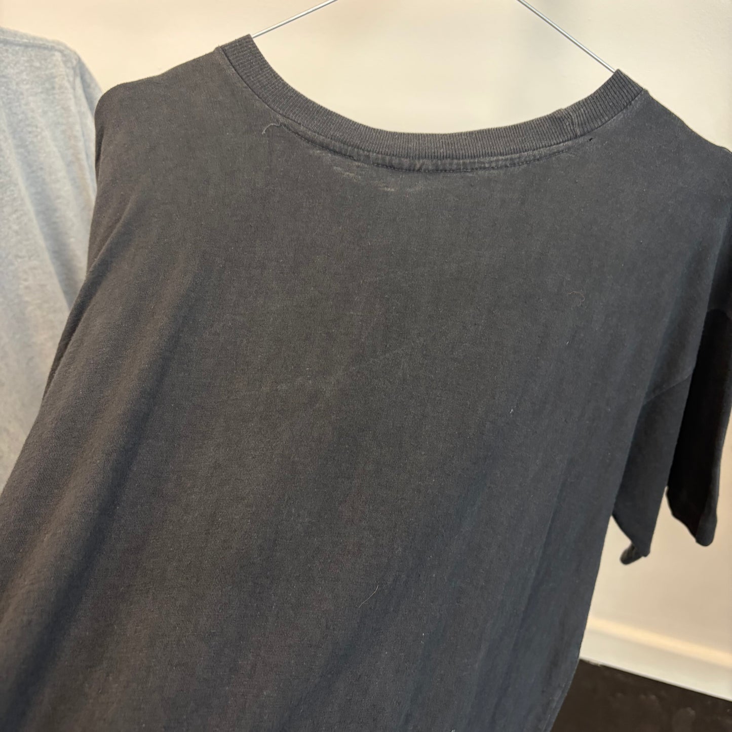 Body Glove vintage tee